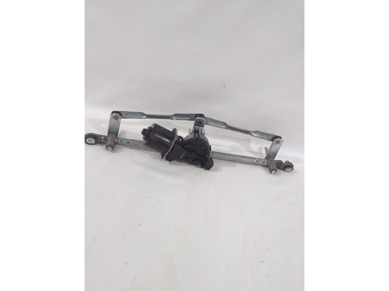 Recambio de motor limpia delantero para ssangyong tivoli 1.5 referencia OEM IAM 8610035001  
