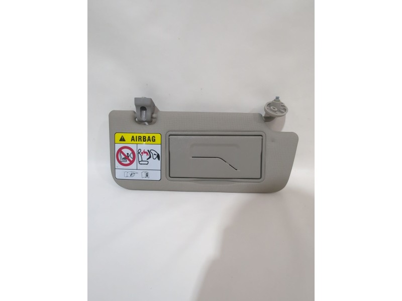 Recambio de parasol derecho para ssangyong tivoli 1.5 referencia OEM IAM 7612035100LBH  