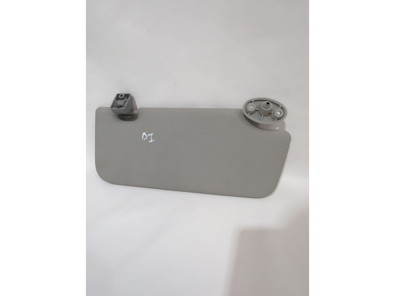 Recambio de parasol izquierdo para ssangyong tivoli 1.5 referencia OEM IAM 7611035100LBH  