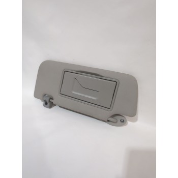 Recambio de parasol izquierdo para ssangyong tivoli 1.5 referencia OEM IAM 7611035100LBH  