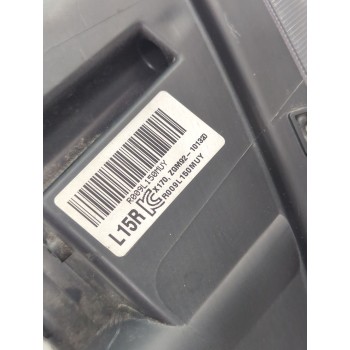 Recambio de faro derecho para ssangyong tivoli 1.5 referencia OEM IAM 8310235000  