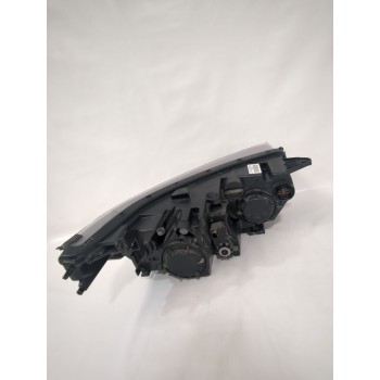 Recambio de faro izquierdo para ssangyong tivoli 1.5 referencia OEM IAM 8310135000  