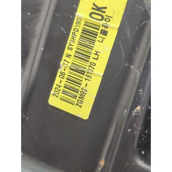 Recambio de faro izquierdo para ssangyong tivoli 1.5 referencia OEM IAM 8310135000  