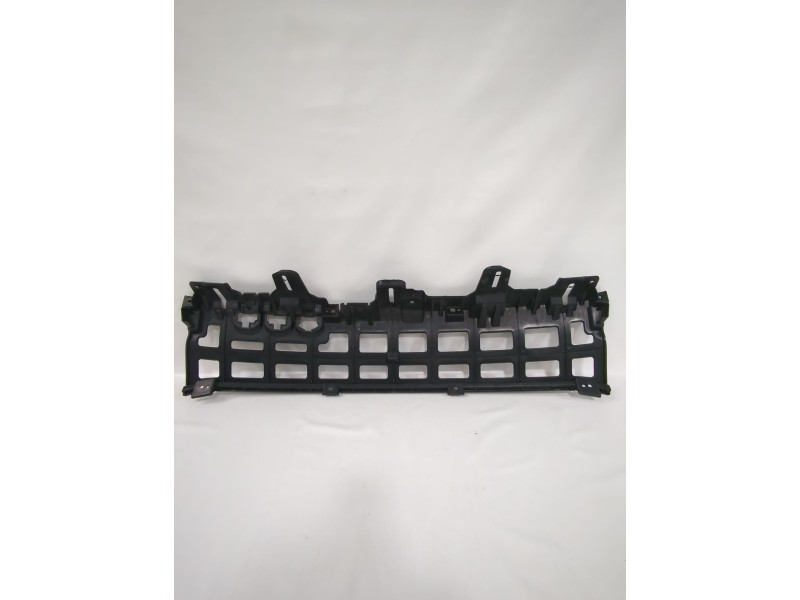 Recambio de rejilla paragolpes central para ssangyong tivoli 1.5 referencia OEM IAM 7878135500LAM  