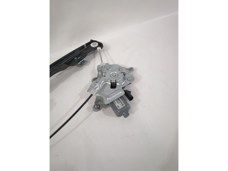 Recambio de elevalunas delantero izquierdo para ssangyong tivoli 1.5 referencia OEM IAM 7231135000  