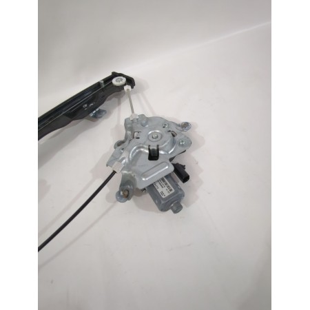 Recambio de elevalunas delantero izquierdo para ssangyong tivoli 1.5 referencia OEM IAM 7231135000  