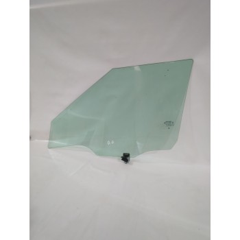 Recambio de luna delantera derecha para ssangyong tivoli 1.5 referencia OEM IAM 7238635100  