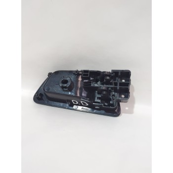 Recambio de maneta interior delantera derecha para ssangyong tivoli 1.5 referencia OEM IAM 7242035000LBH  