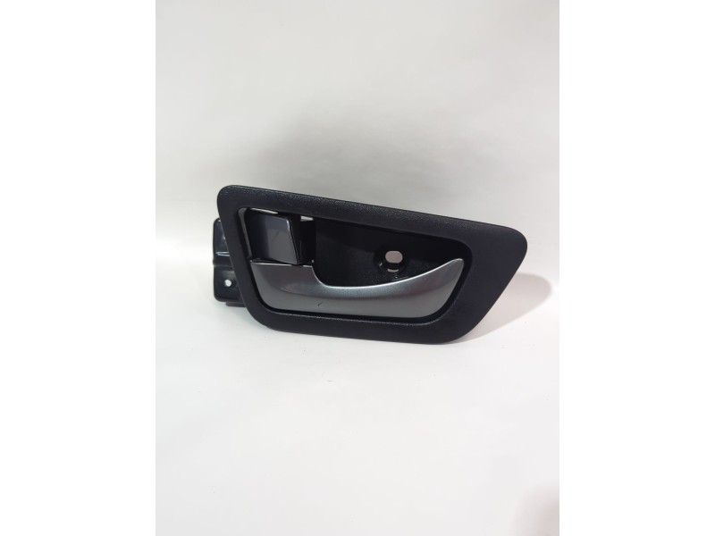 Recambio de maneta interior delantera izquierda para ssangyong tivoli 1.5 referencia OEM IAM 7241035000LBH  
