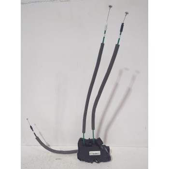 Recambio de cerradura puerta trasera izquierda para ssangyong tivoli 1.5 referencia OEM IAM 7131035001  