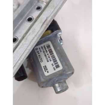 Recambio de elevalunas trasero derecho para ssangyong tivoli 1.5 referencia OEM IAM 7332135000  