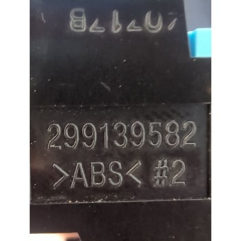 Recambio de mando elevalunas trasero izquierdo para ssangyong tivoli 1.5 referencia OEM IAM 8585035000/299139582  