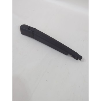 Recambio de brazo limpia trasero para ssangyong tivoli 1.5 referencia OEM IAM 7851135700  