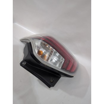 Recambio de piloto trasero derecho para ssangyong tivoli 1.5 referencia OEM IAM 8360235500/8360235801  