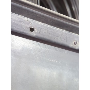 Recambio de faldon lateral para toyota avensis (_t25_) 1.8 (zzt251_) referencia OEM IAM 7585205010  