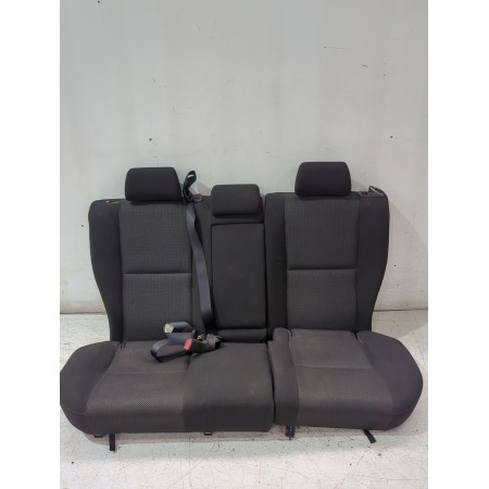 Recambio de asiento trasero para toyota avensis (_t25_) 1.8 (zzt251_) referencia OEM IAM   