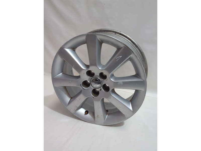 Recambio de llanta para toyota avensis (_t25_) 1.8 (zzt251_) referencia OEM IAM 4261105140B/16X612JJET45  