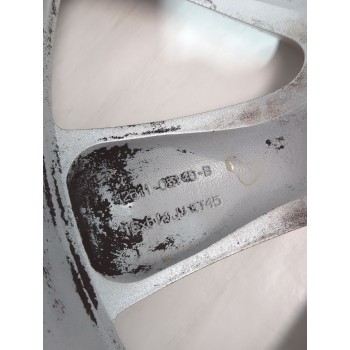 Recambio de llanta para toyota avensis (_t25_) 1.8 (zzt251_) referencia OEM IAM 4261105140B/16X612JJET45  