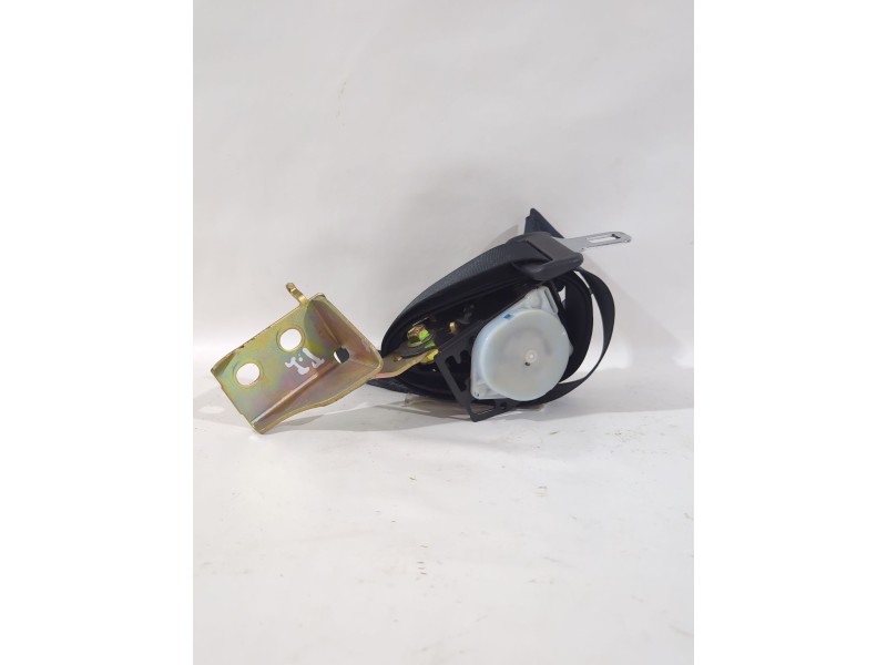 Recambio de cinturon seguridad trasero izquierdo para toyota avensis (_t25_) 1.8 (zzt251_) referencia OEM IAM 7336005081C0  