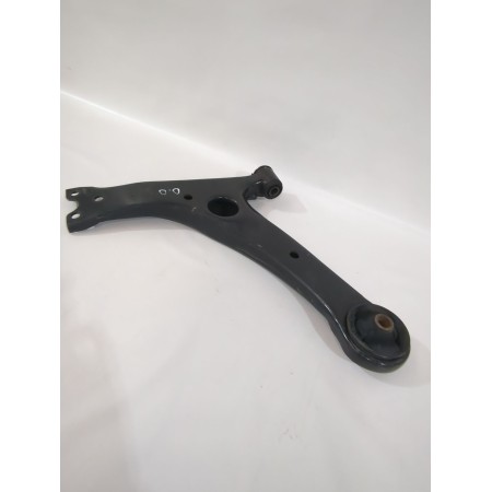 Recambio de brazo suspension inferior delantero derecho para toyota avensis (_t25_) 1.8 (zzt251_) referencia OEM IAM 4806912171 