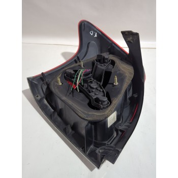Recambio de piloto trasero derecho para toyota avensis (_t25_) 1.8 (zzt251_) referencia OEM IAM 8155105160  