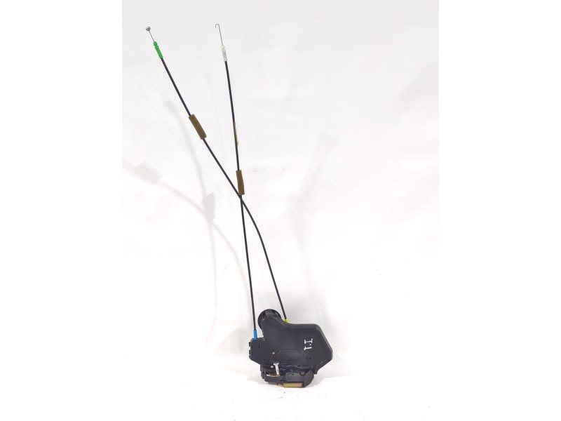 Recambio de cerradura puerta trasera izquierda para toyota avensis (_t25_) 1.8 (zzt251_) referencia OEM IAM 6906002102  