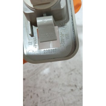 Recambio de piloto matricula para toyota avensis (_t25_) 1.8 (zzt251_) referencia OEM IAM 236387  