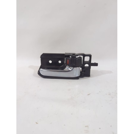 Recambio de maneta interior trasera derecha para toyota avensis (_t25_) 1.8 (zzt251_) referencia OEM IAM 6920505040B0  