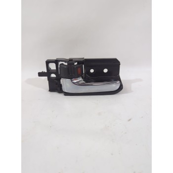 Recambio de maneta interior trasera izquierda para toyota avensis (_t25_) 1.8 (zzt251_) referencia OEM IAM 6920605040B0  