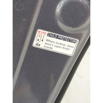 Recambio de puerta trasera derecha para toyota avensis (_t25_) 1.8 (zzt251_) referencia OEM IAM 6700305110  