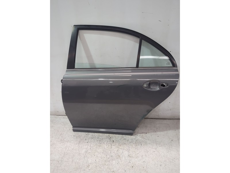 Recambio de puerta trasera izquierda para toyota avensis (_t25_) 1.8 (zzt251_) referencia OEM IAM 6700405110  