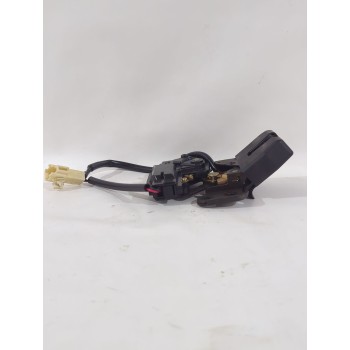 Recambio de cerradura maletero / porton para toyota avensis (_t25_) 1.8 (zzt251_) referencia OEM IAM 6935005041  