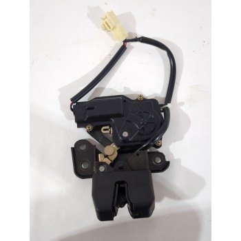 Recambio de cerradura maletero / porton para toyota avensis (_t25_) 1.8 (zzt251_) referencia OEM IAM 6935005041  