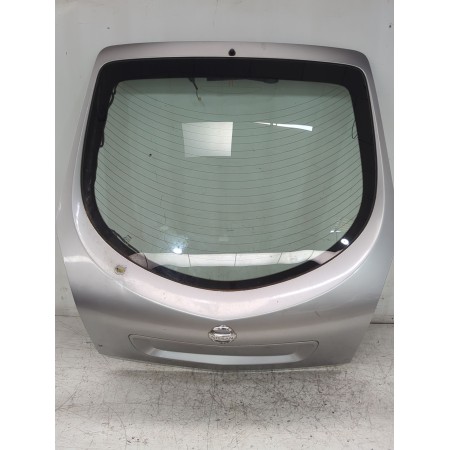 Recambio de porton trasero para nissan primera hatchback (p12) 1.6 referencia OEM IAM 90100AU233  