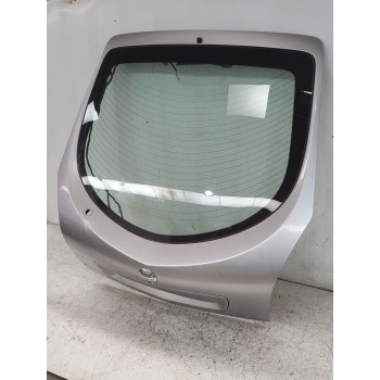 Recambio de porton trasero para nissan primera hatchback (p12) 1.6 referencia OEM IAM 90100AU233  