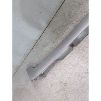 Recambio de faldon lateral para nissan primera hatchback (p12) 1.6 referencia OEM IAM 76851AU3XX  