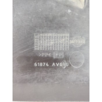 Recambio de moldura para nissan primera hatchback (p12) 1.6 referencia OEM IAM 61874AV610  