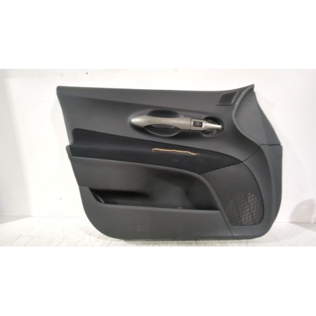 Recambio de guarnecido puerta delantera izquierda para toyota auris (_e15_) 1.6 (zre151_) referencia OEM IAM 67764X1F00  