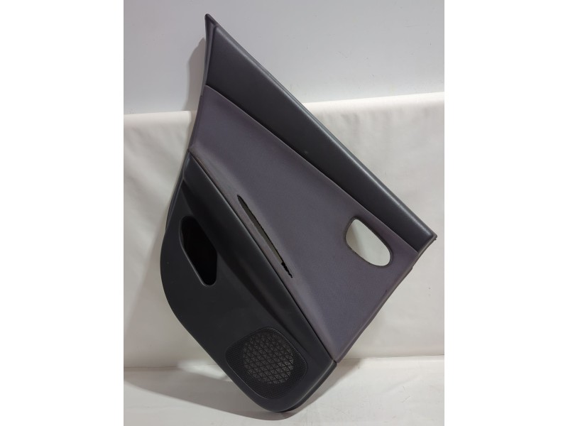 Recambio de guarnecido puerta trasera izquierda para nissan primera hatchback (p12) 1.6 referencia OEM IAM 82979AV600  
