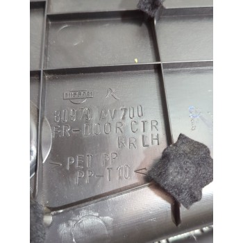 Recambio de guarnecido puerta delantera izquierda para nissan primera hatchback (p12) 1.6 referencia OEM IAM 80979AV700  