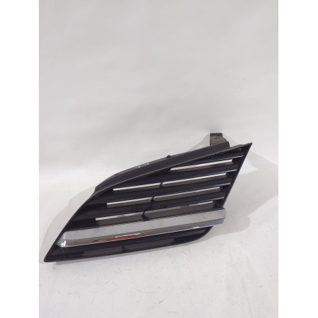 Recambio de rejilla paragolpes izquierda para nissan primera hatchback (p12) 1.6 referencia OEM IAM 62330AU300  