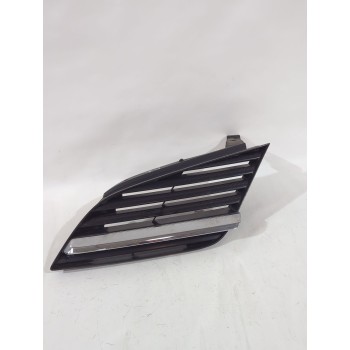 Recambio de rejilla paragolpes izquierda para nissan primera hatchback (p12) 1.6 referencia OEM IAM 62330AU300  