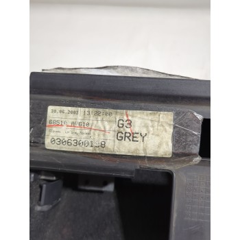 Recambio de guantera para nissan primera hatchback (p12) 1.6 referencia OEM IAM 68510AV610  