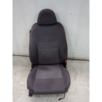 Recambio de asiento delantero derecho para nissan primera hatchback (p12) 1.6 referencia OEM IAM   