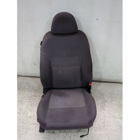 Recambio de asiento delantero derecho para nissan primera hatchback (p12) 1.6 referencia OEM IAM   