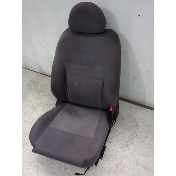 Recambio de asiento delantero derecho para nissan primera hatchback (p12) 1.6 referencia OEM IAM   