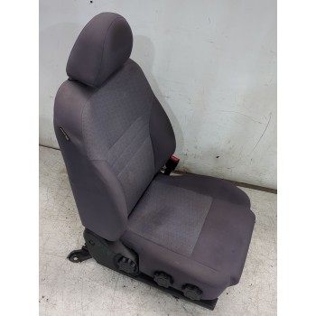 Recambio de asiento delantero derecho para nissan primera hatchback (p12) 1.6 referencia OEM IAM   