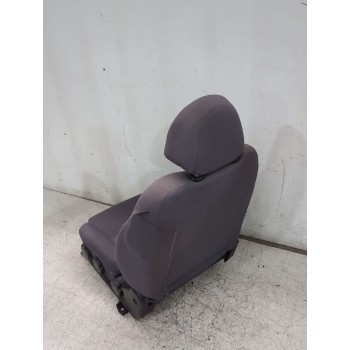 Recambio de asiento delantero izquierdo para nissan primera hatchback (p12) 1.6 referencia OEM IAM   