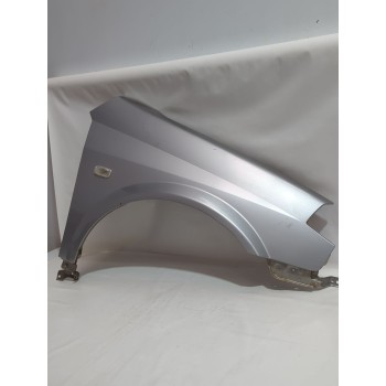Recambio de aleta delantera derecha para nissan primera hatchback (p12) 1.6 referencia OEM IAM 63100AV630  