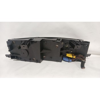Recambio de cuadro instrumentos para nissan primera hatchback (p12) 1.6 referencia OEM IAM AV600  